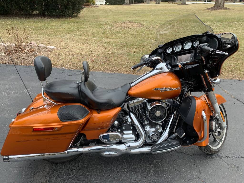 2015 HarleyDavidson STREET GLIDE SPECIAL, Mequon WI