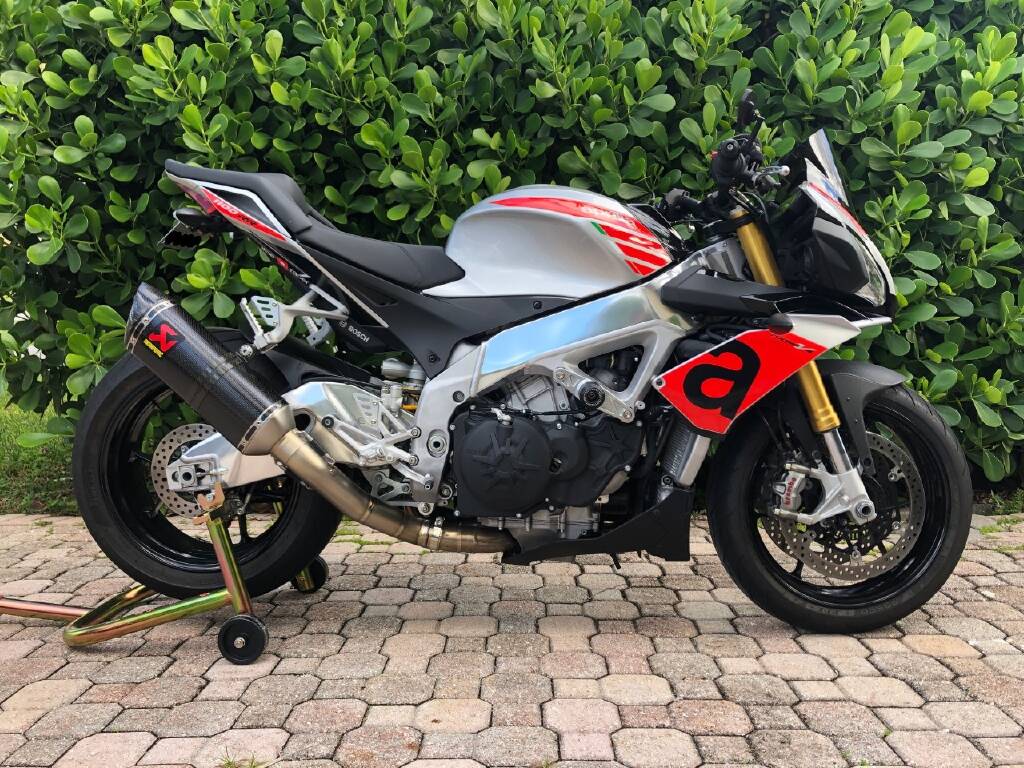 2018 aprilia tuono v4 1100