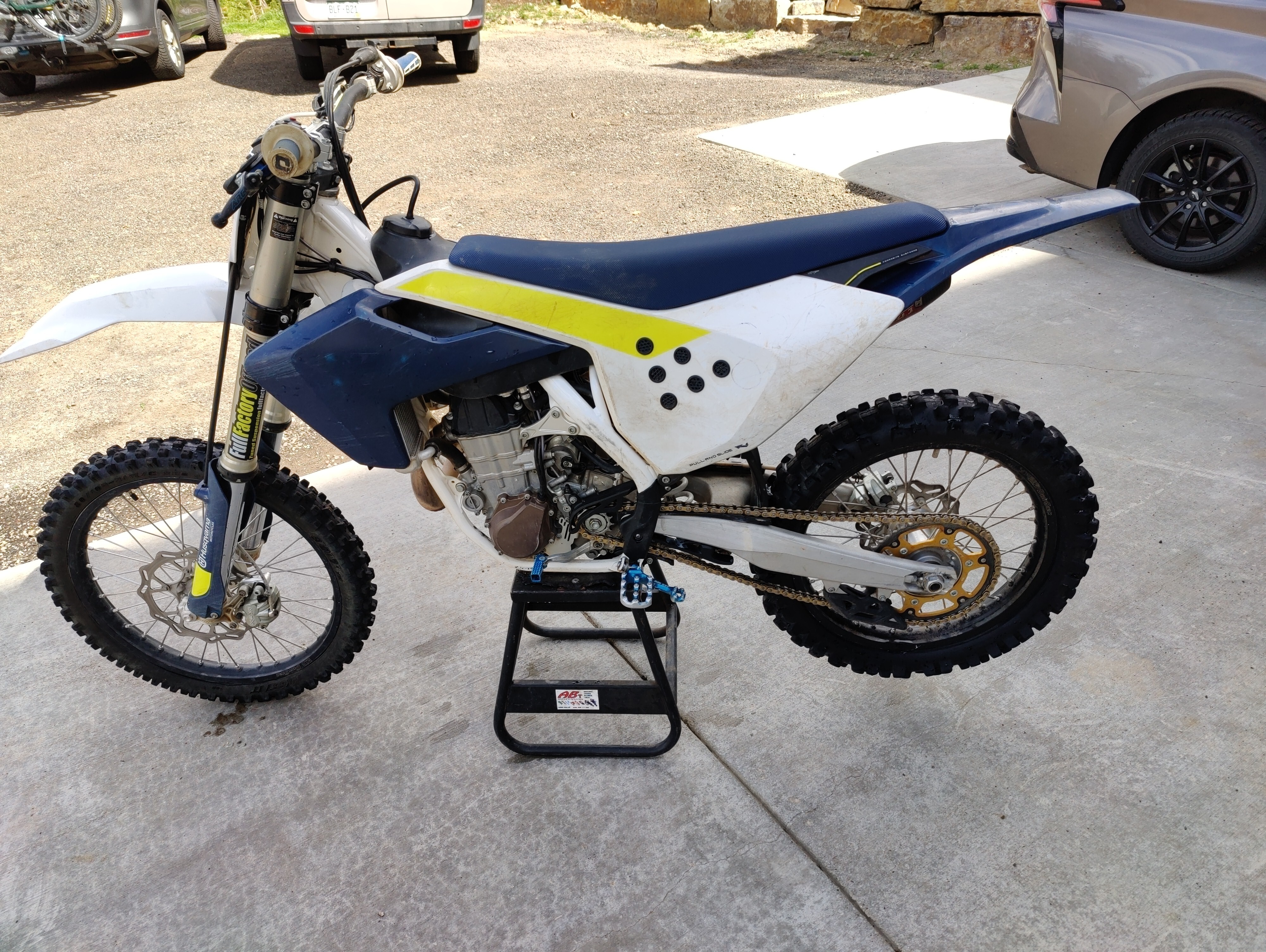 Husqvarna Light Cross JR 24 Reviews on 