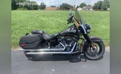2018 Harley-Davidson® FLHCS - Softail® Heritage Classic 114 in Lewis Center, OH