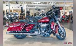 2017 Harley-Davidson Touring Ultra Limited Low in Villa Park, IL