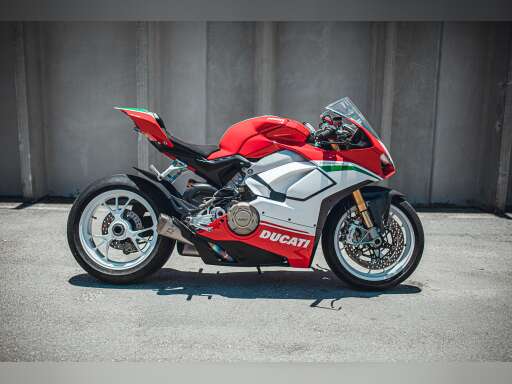 18 Superbike For Sale Ducati Motorcycles Near Me Cycle Trader 18 Superbike For Sale Ducati Motorcycles Near Me Cycle Trader