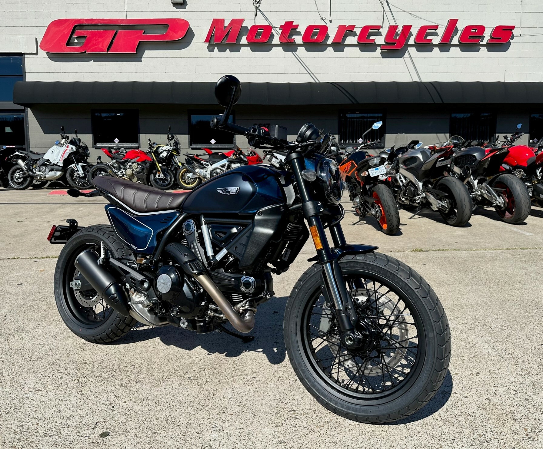 2025 DUCATI SCRAMBLER NIGHTSHIFT