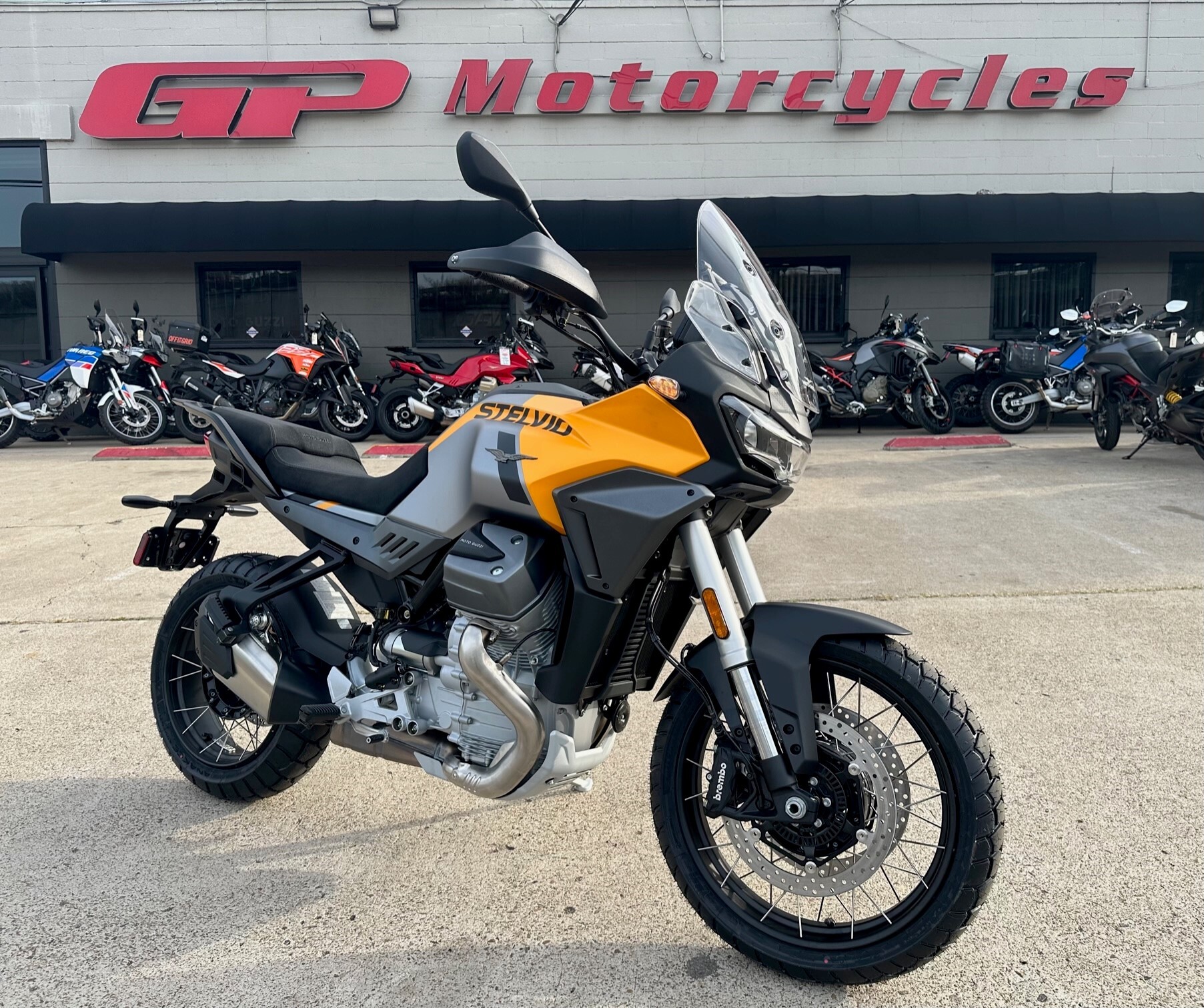 2024 MOTO GUZZI STELVIO PFF Rider Assistance Solution