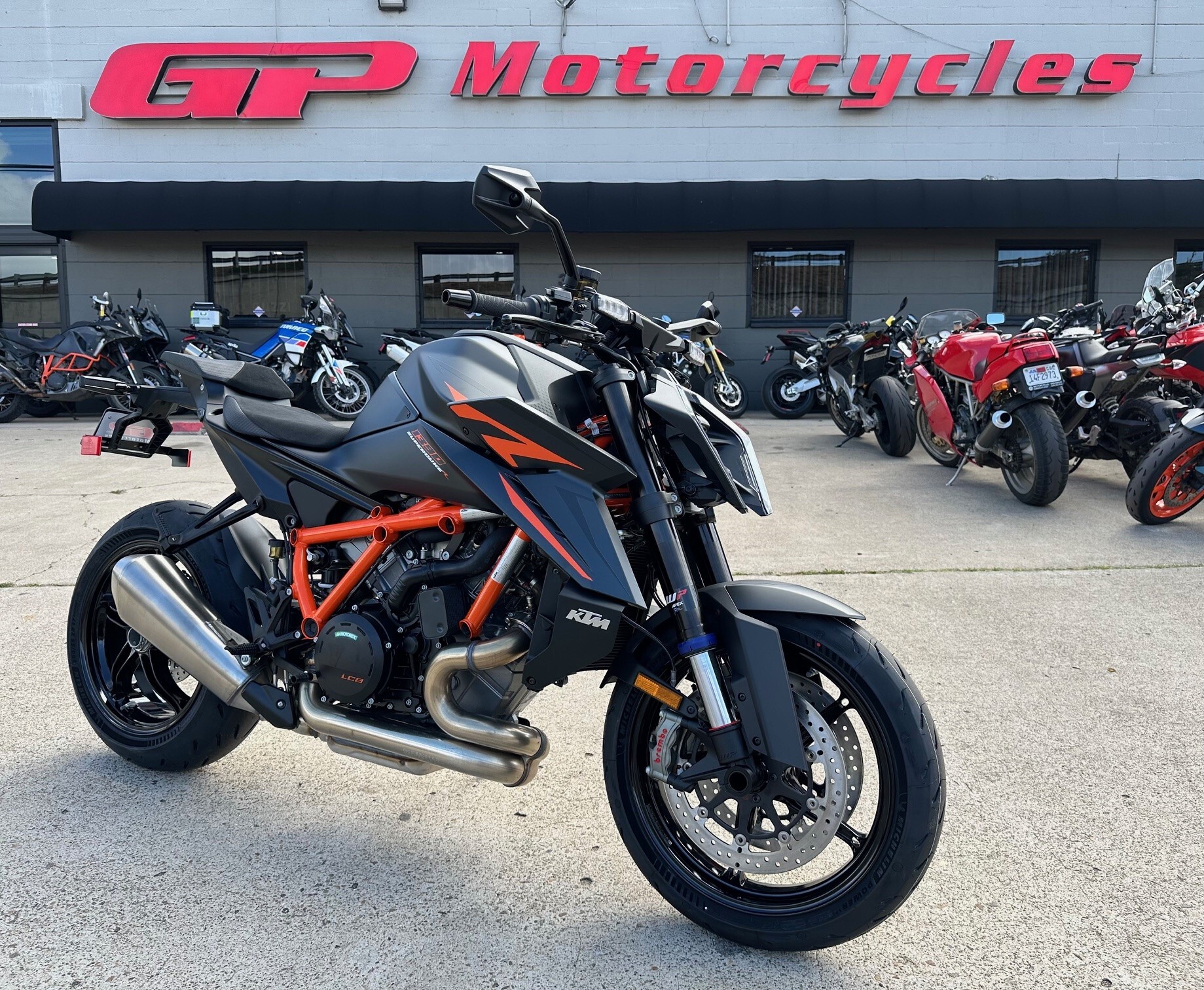 2025 KTM 1390 SUPER DUKE R EVO