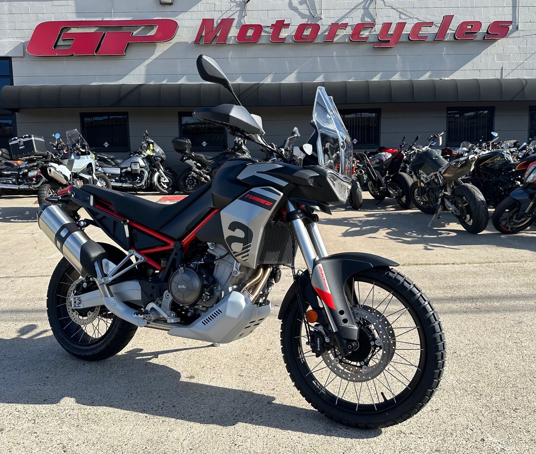 2024 APRILIA TUAREG 660 CANYON SAND