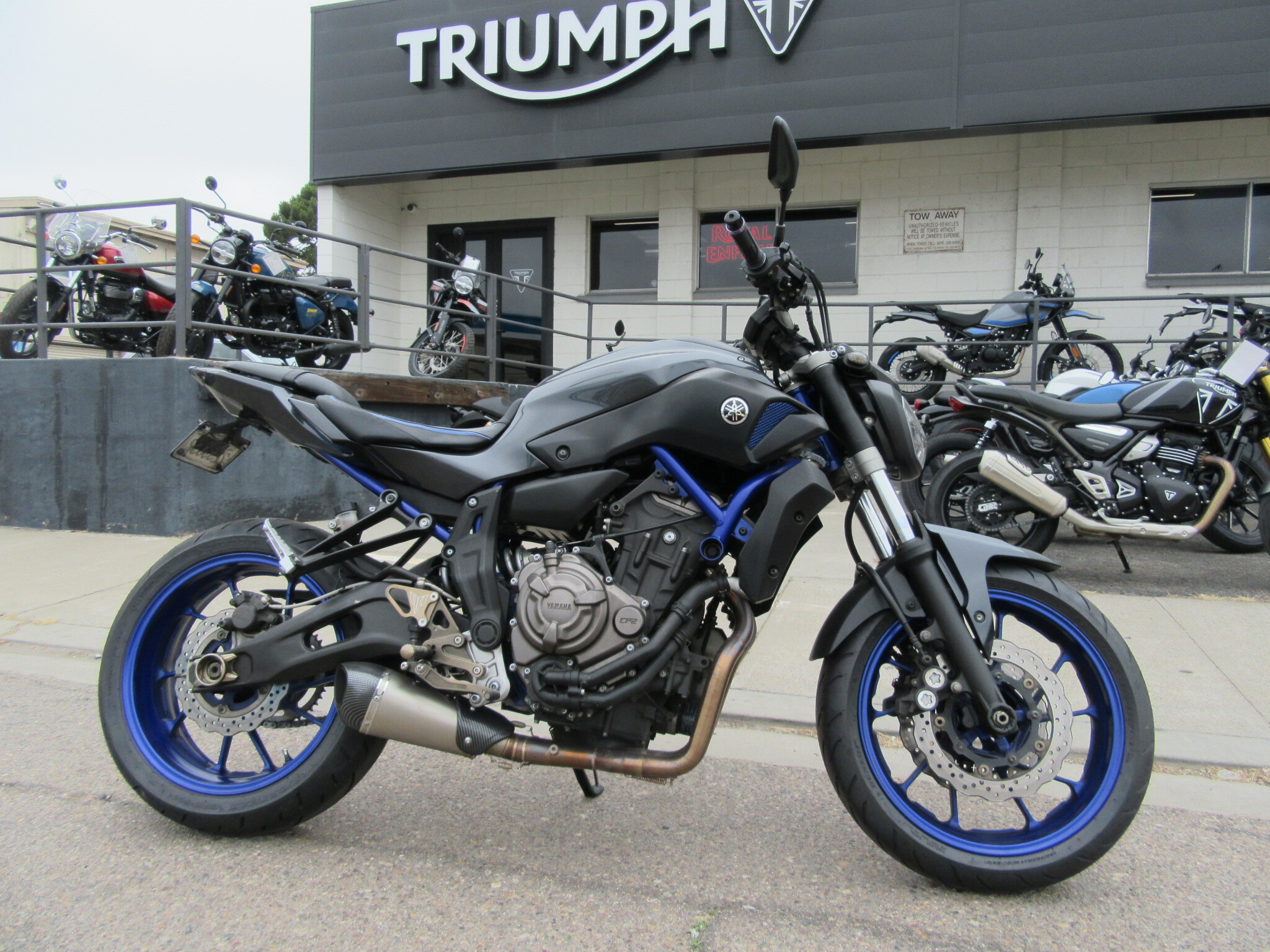 2015 YAMAHA FZ-07
