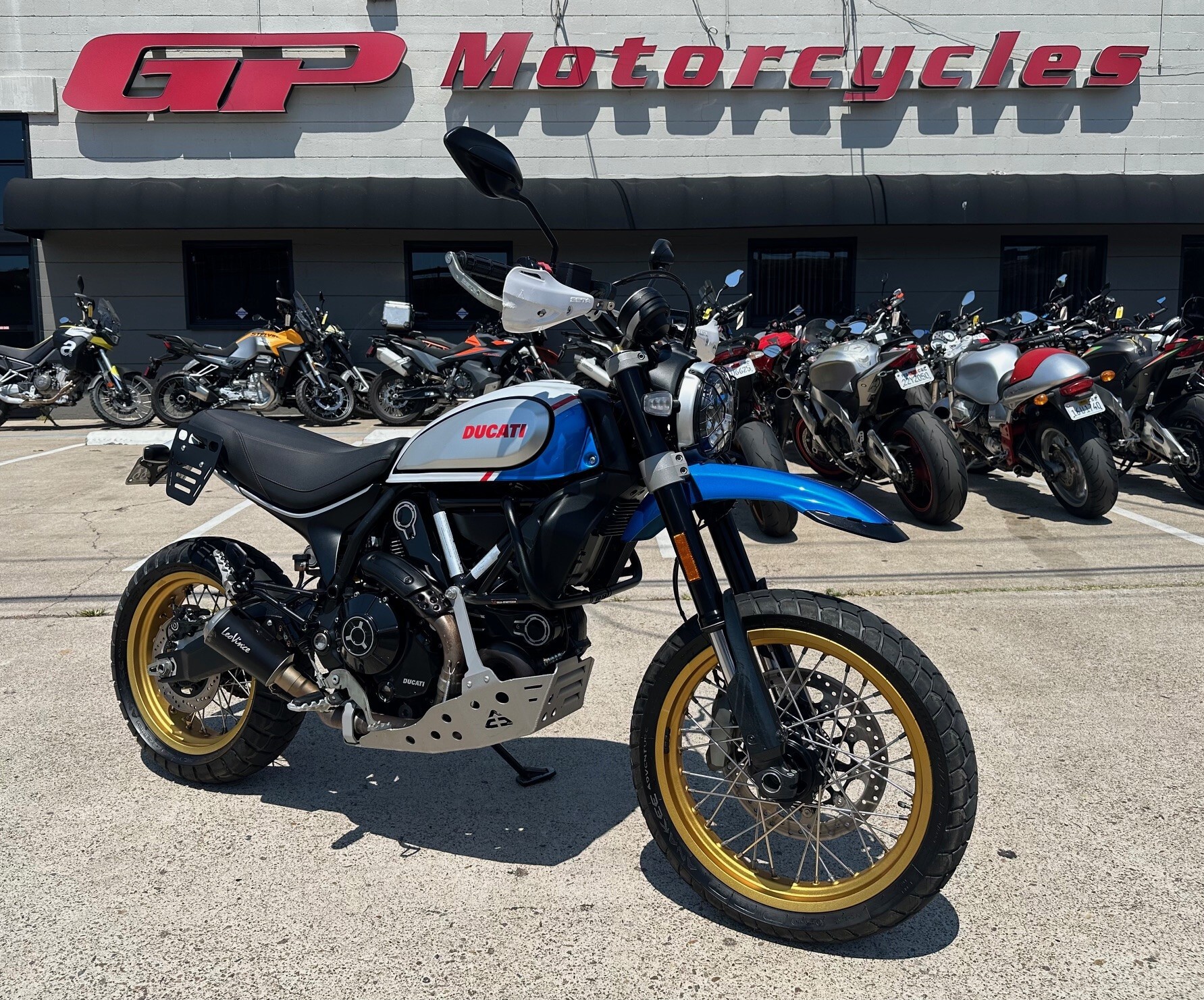 2023 DUCATI SCRAMBLER DESERT SLED