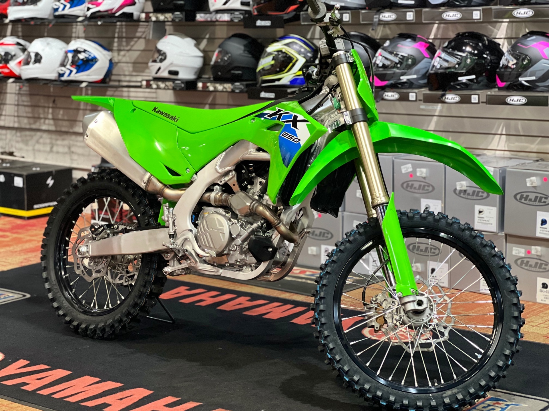 KAWASAKI KLX125 KLX150 Dトラッカー125 純 m1859 Kawasaki Launches KLX125 and D-TRACKER 125 that Boast