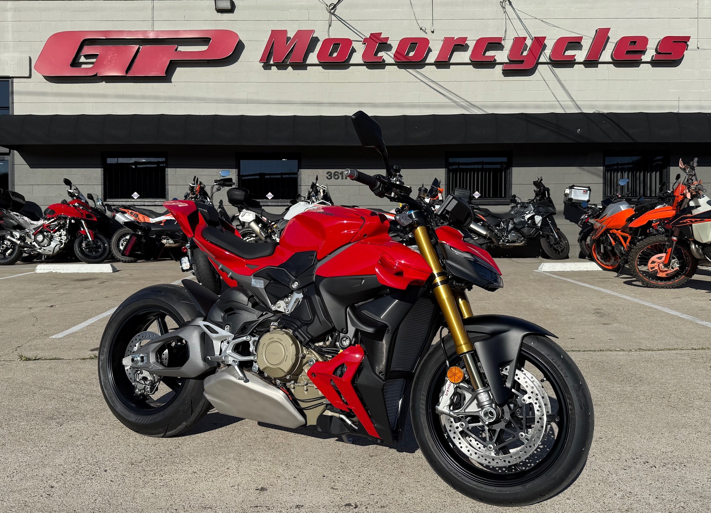 2026 DUCATI STREETFIGHER V4S