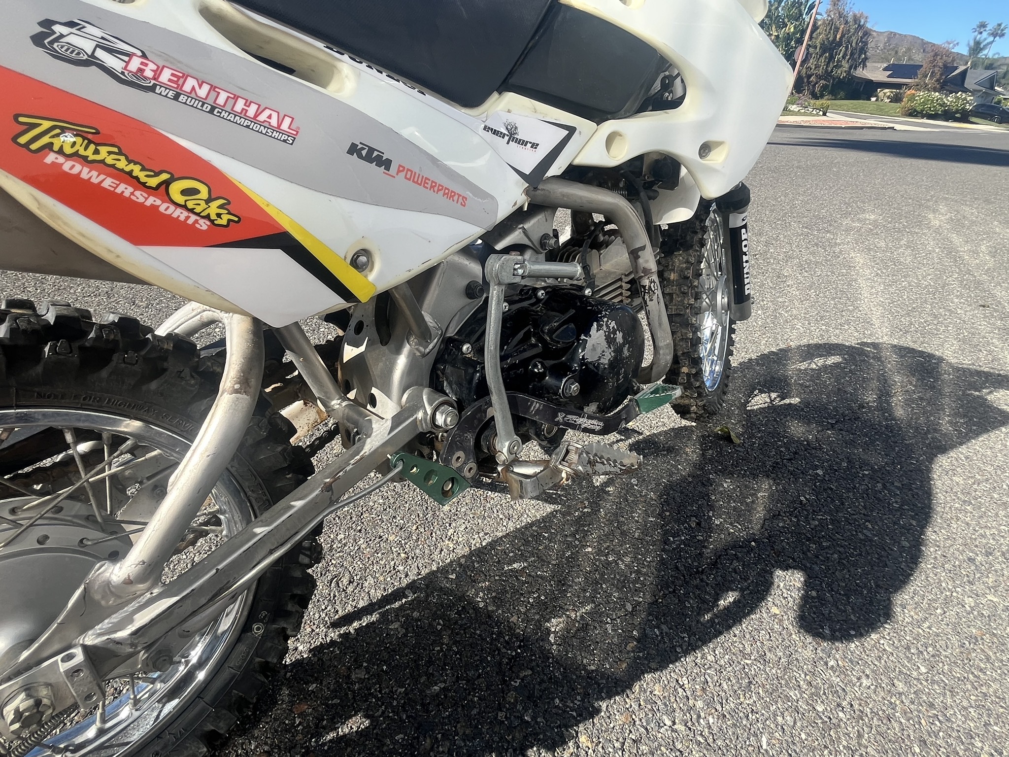 Kawasaki KDX 200 Motorcycle Reviews on Cycle Insider